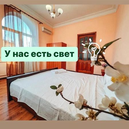 Apartments On Kreshchatik 17 Kiev Ngoại thất bức ảnh