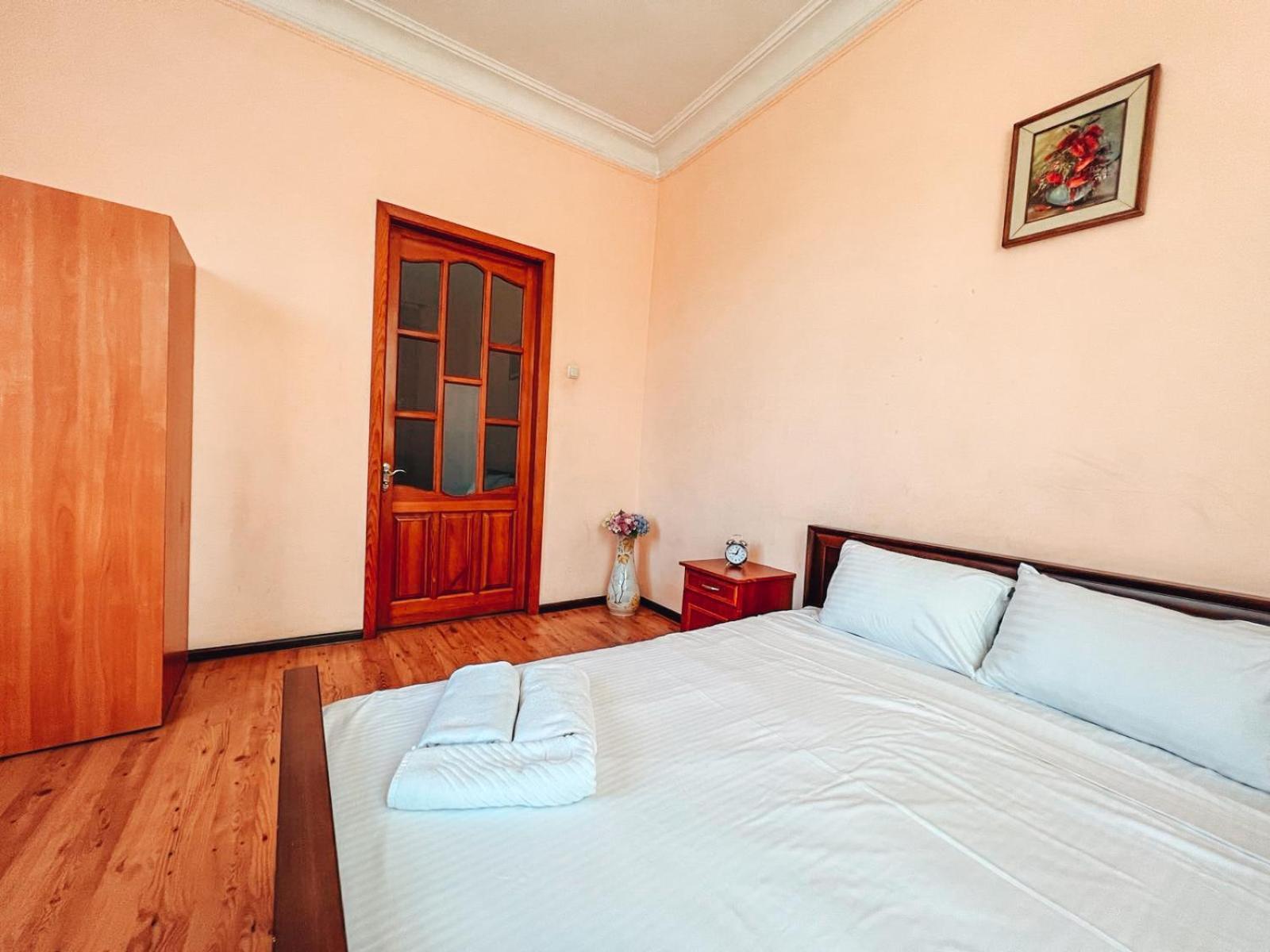 Apartments On Kreshchatik 17 Kiev Ngoại thất bức ảnh