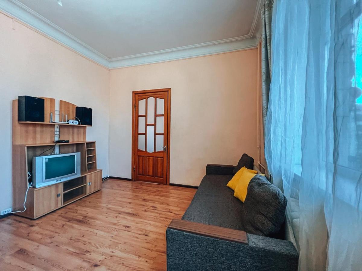 Apartments On Kreshchatik 17 Kiev Ngoại thất bức ảnh