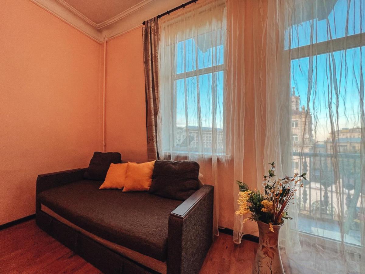 Apartments On Kreshchatik 17 Kiev Ngoại thất bức ảnh