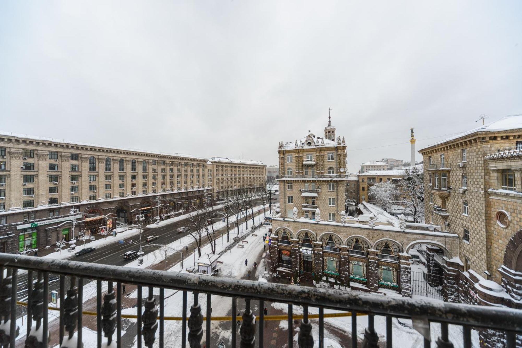 Apartments On Kreshchatik 17 Kiev Ngoại thất bức ảnh